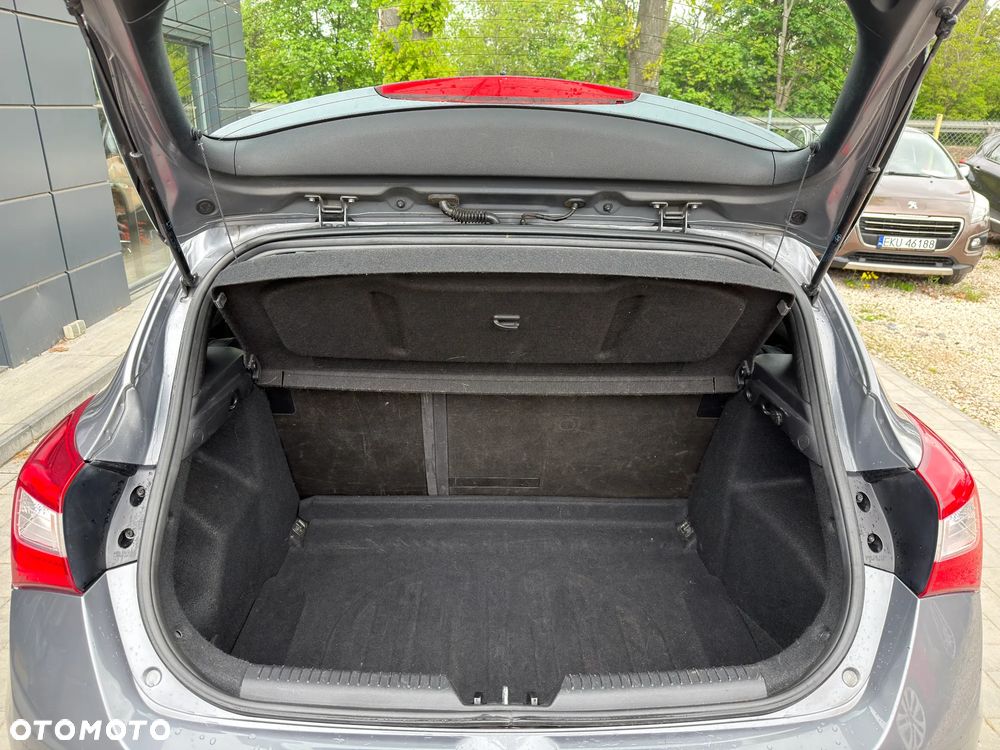 Hyundai i30 1.6 GDI Premium - 29