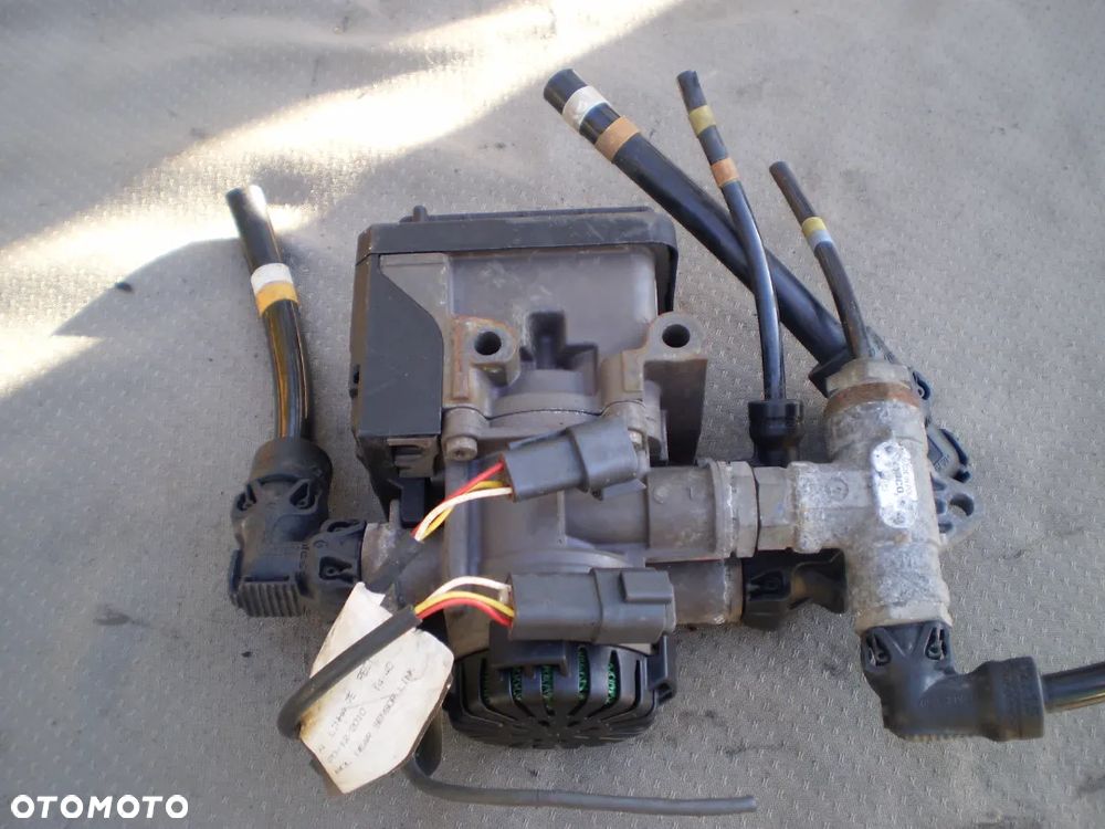 zawór, modulator EBS RENAULT premium  DXI  460 - 2