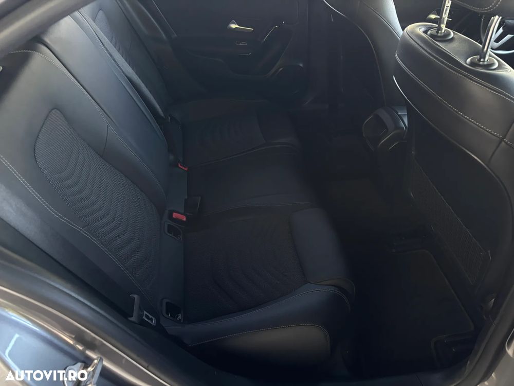 Mercedes-Benz A 180 d 7G-DCT Progressive - 40