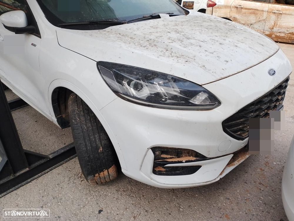 FAROL DIREITO FORD KUGA - 1