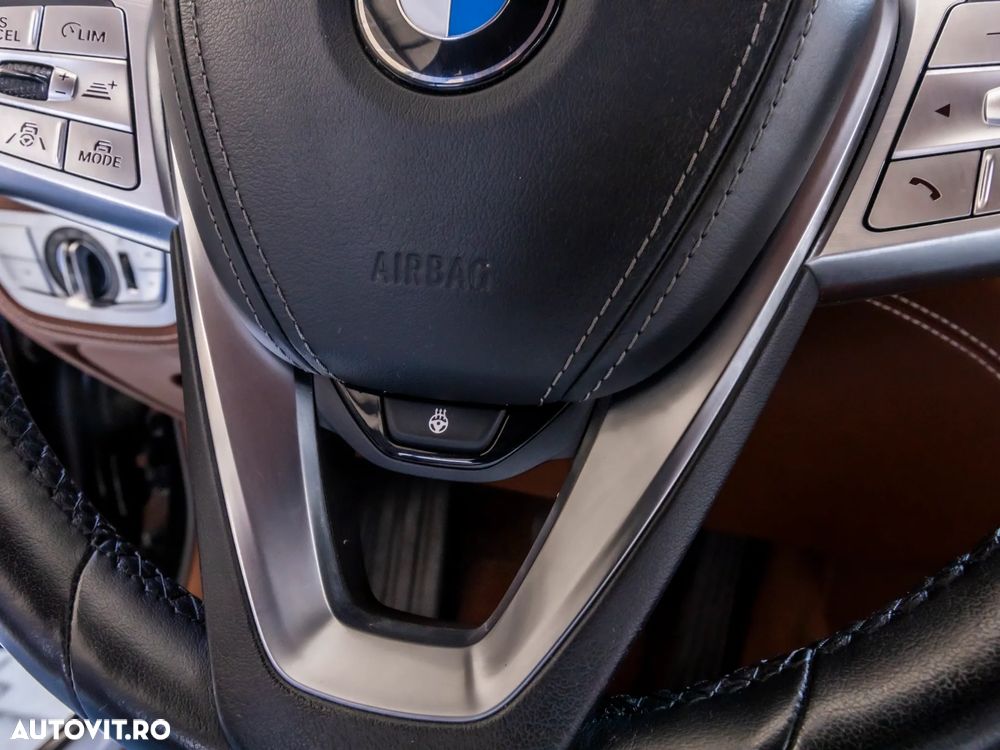 BMW Seria 7 740Ld xDrive - 35