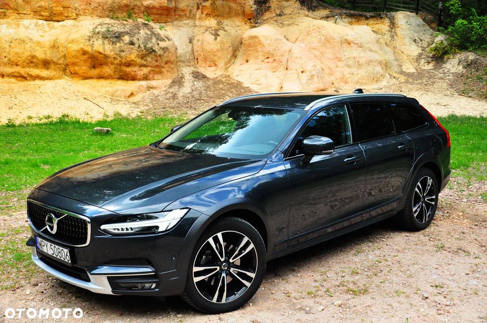 Volvo V90 Cross Country D4 AWD Pro - 5