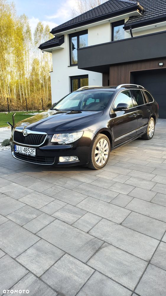 Skoda Superb 1.8 TSI FAMILY - 14