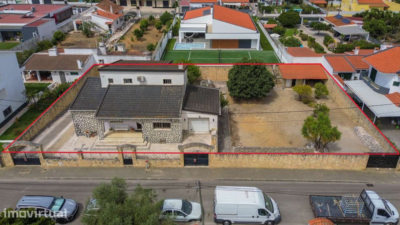 Moradia T4, Fernão Ferro - Grande imagem: 2/28