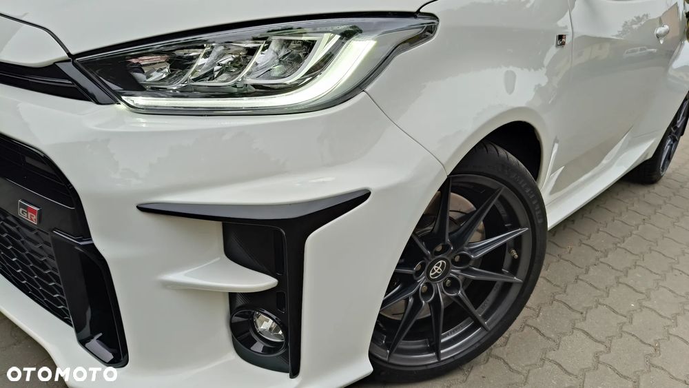 Toyota Yaris GR 1.6 Dynamic - 12