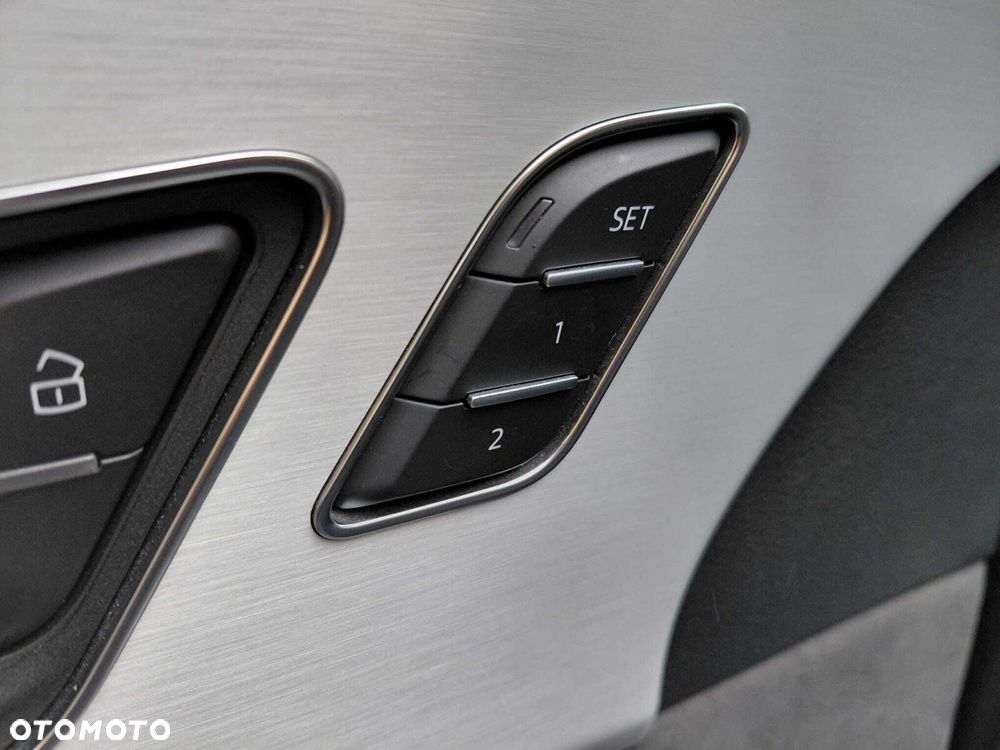 Audi Q8 - 17
