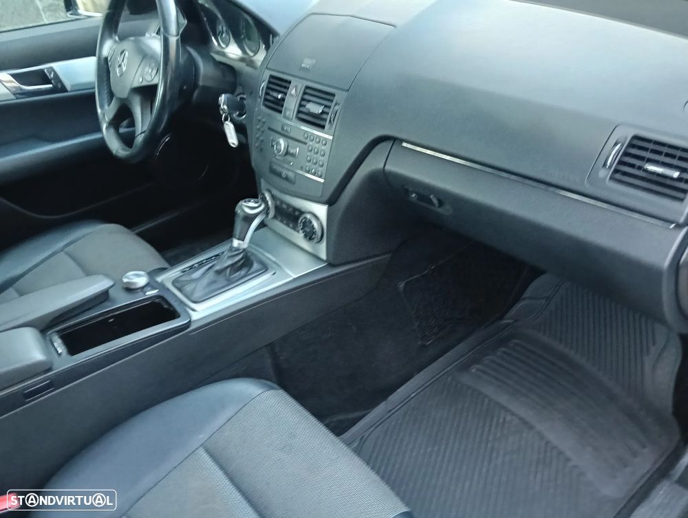Mercedes-Benz C 220 CDI Avantgarde BlueEfficiency Aut. - 8
