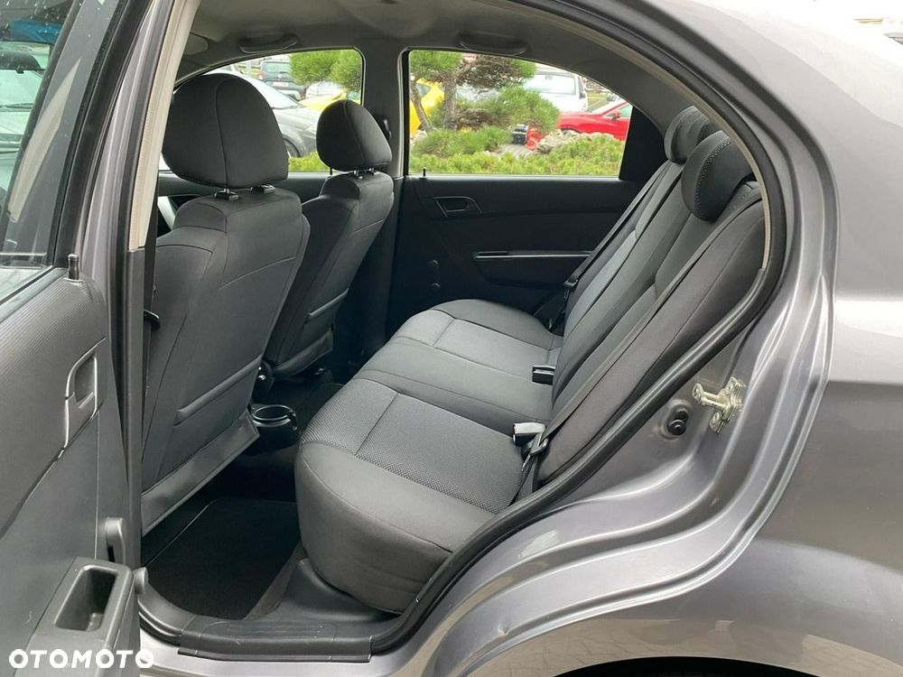 Chevrolet Aveo 1.2 16V LS - 7