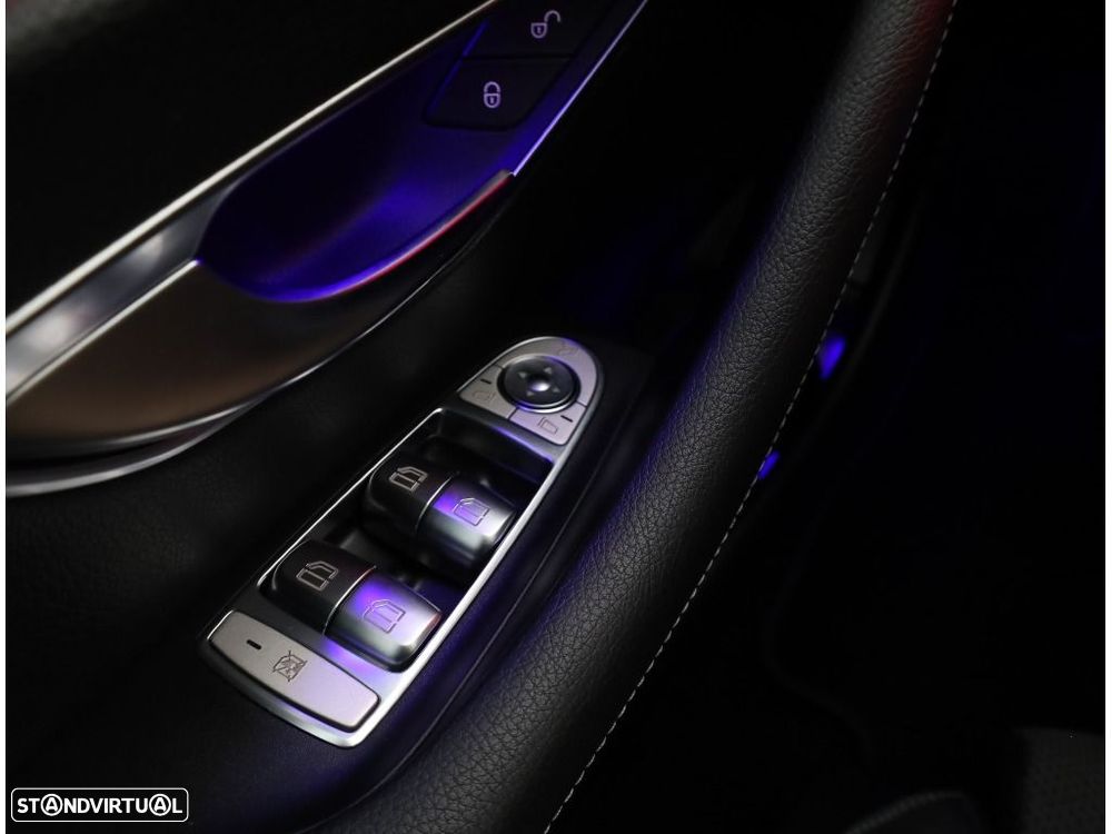 Mercedes-Benz E 220 d AMG Line - 31