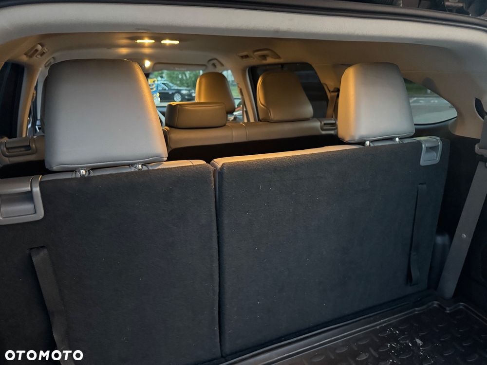 Toyota Highlander 2.5 Hybrid Executive - 22