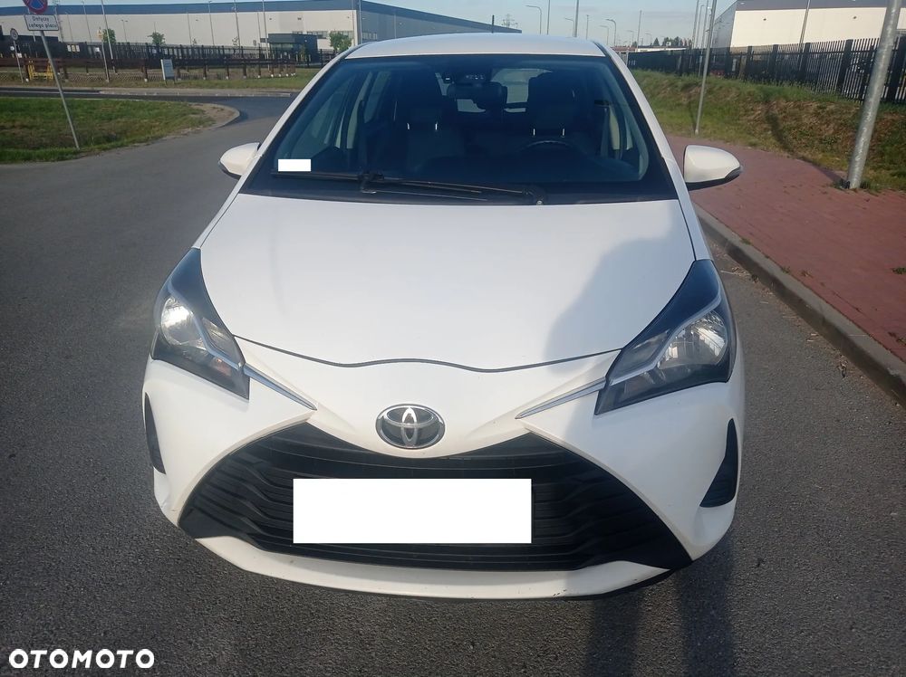 Toyota Yaris - 1