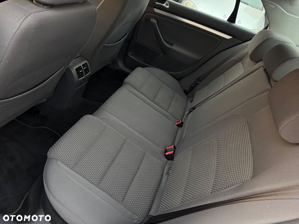 Volkswagen Jetta 1.4 TSI Sportline - 13