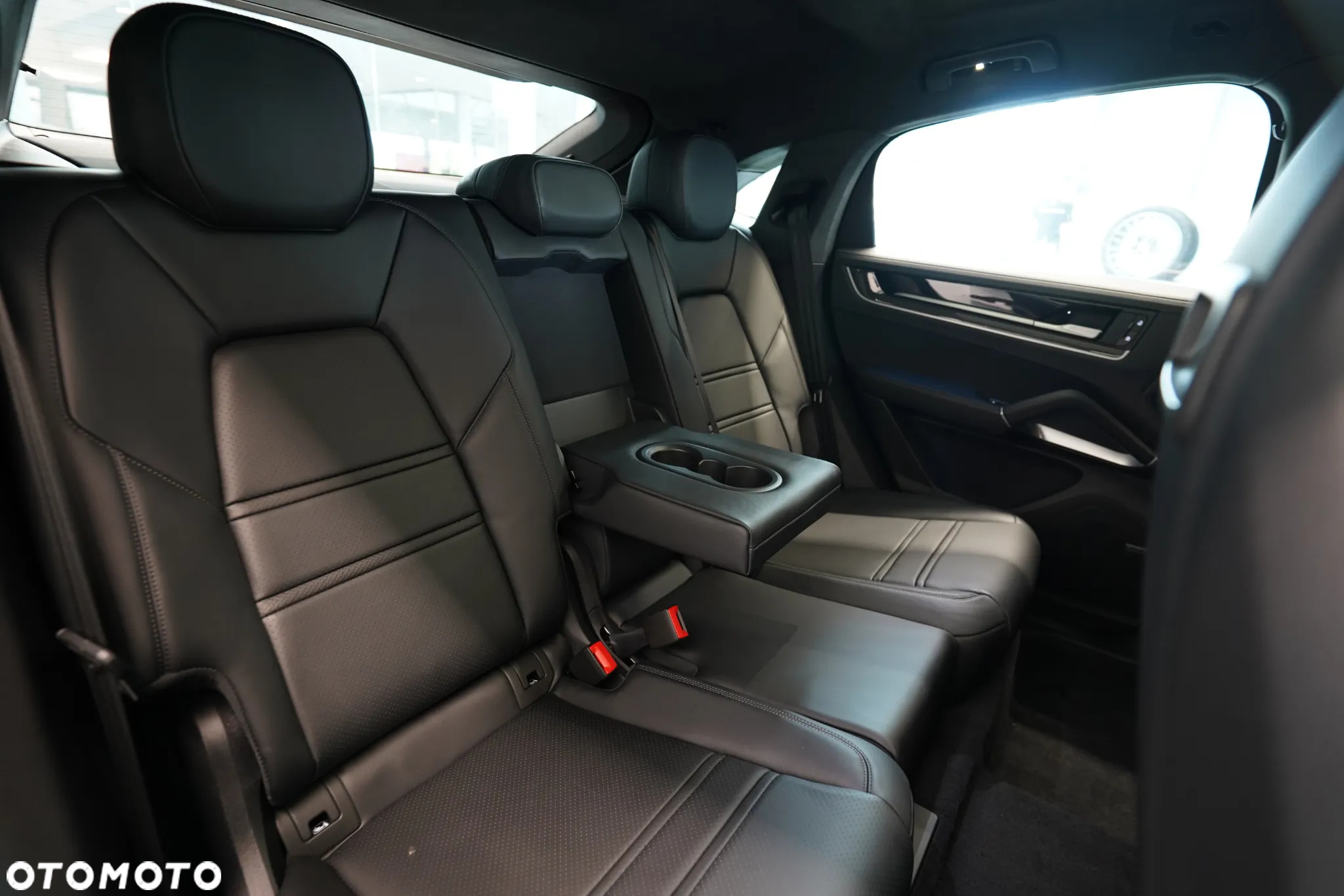 Porsche Cayenne - 11