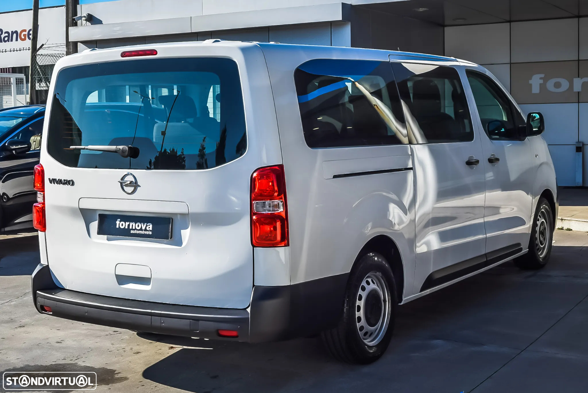 Opel Vivaro 1.5 CDTi L2H1 Essentia Inc - 7
