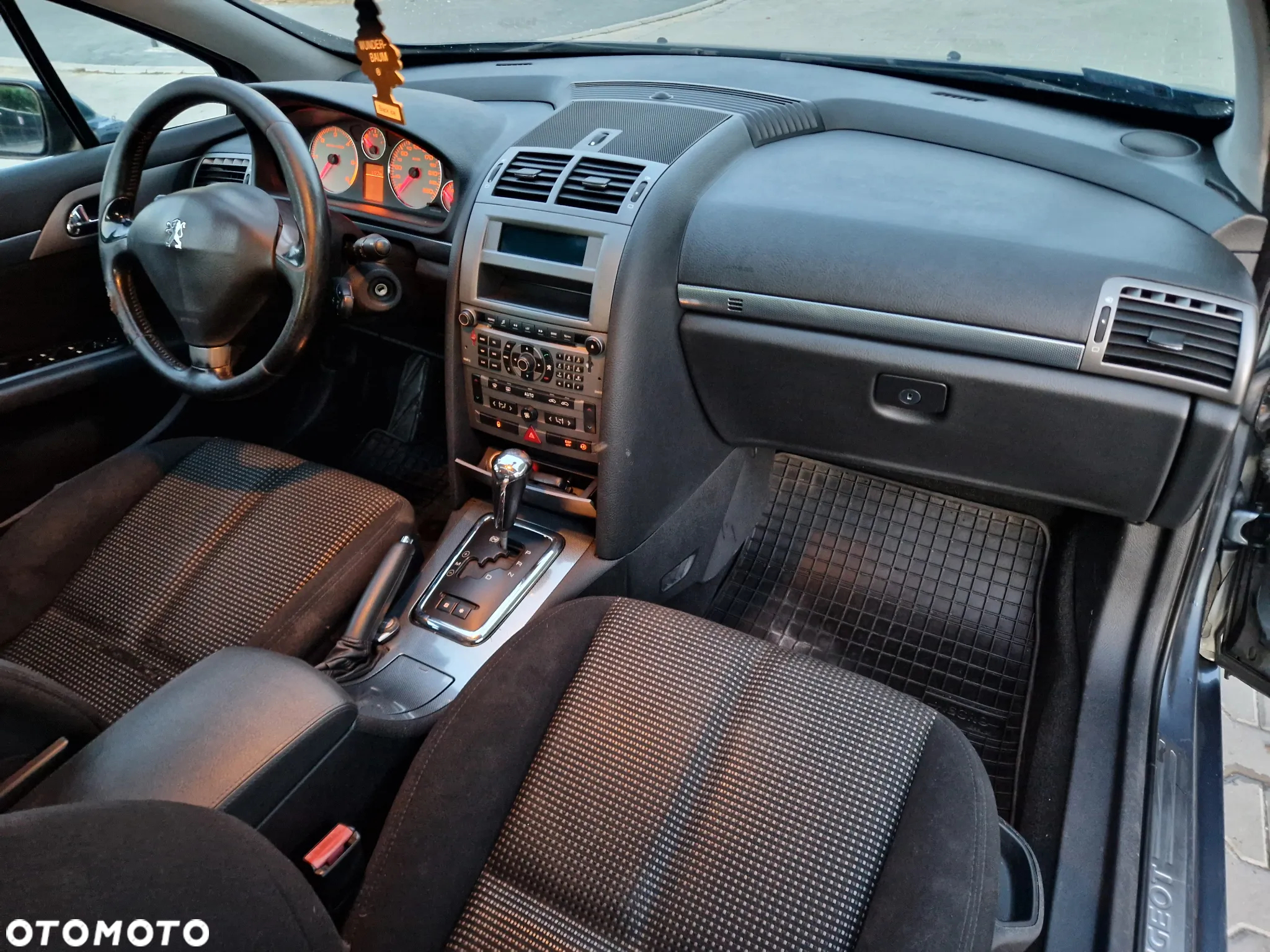 Peugeot 407 SW HDi 135 Automatik Platinum - 3
