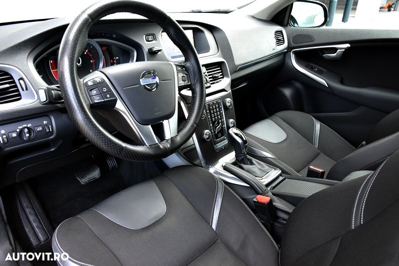 Volvo V40 - 12