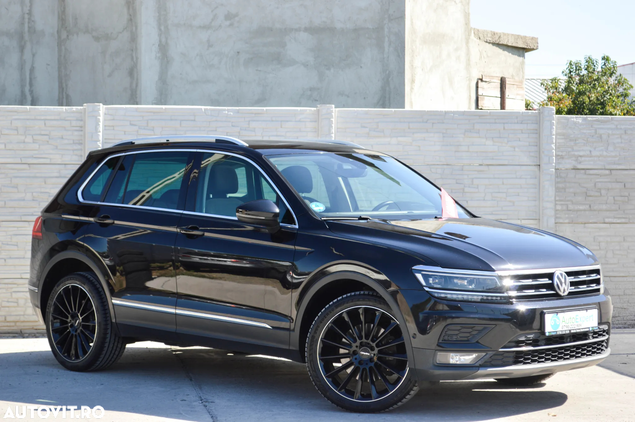 Volkswagen Tiguan 2.0 TDI SCR 4MOTION DSG Highline - 36