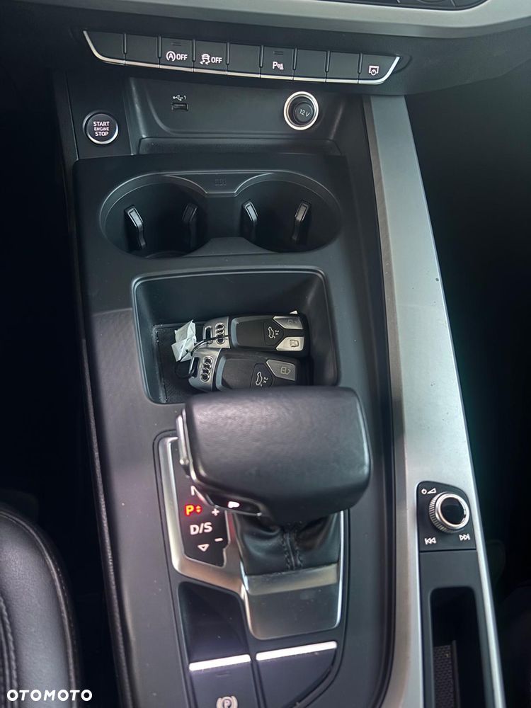 Audi A4 Limousine - 14