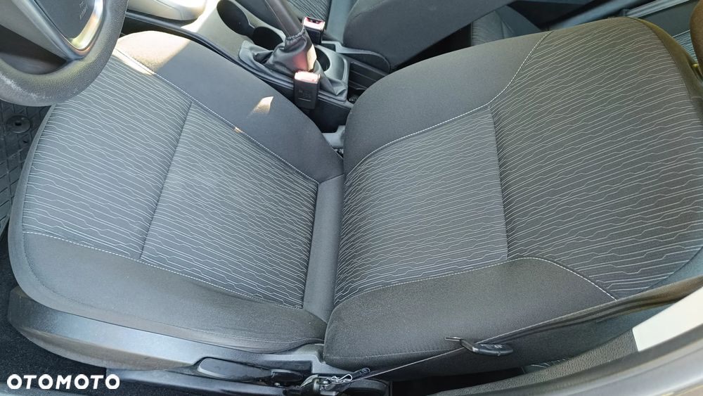 Opel Astra 1.6 Active - 20