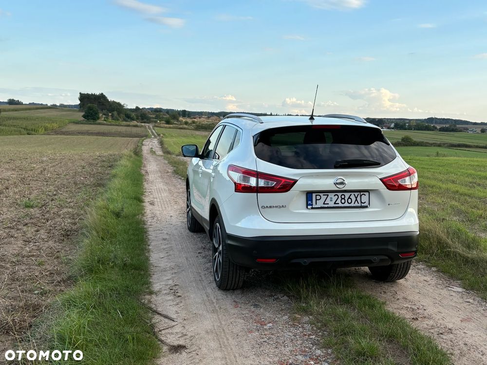 Nissan Qashqai 1.6 dCi Tekna - 4