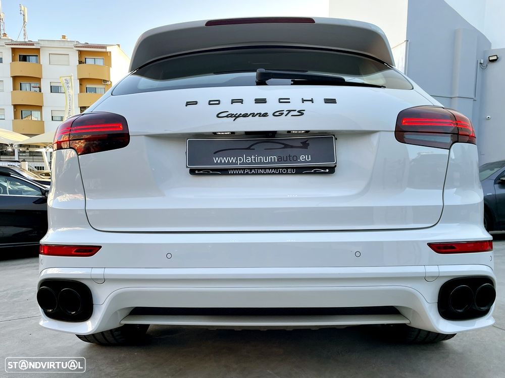 Porsche Cayenne GTS - 59