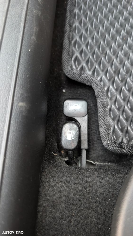 Hyundai Elantra - 20
