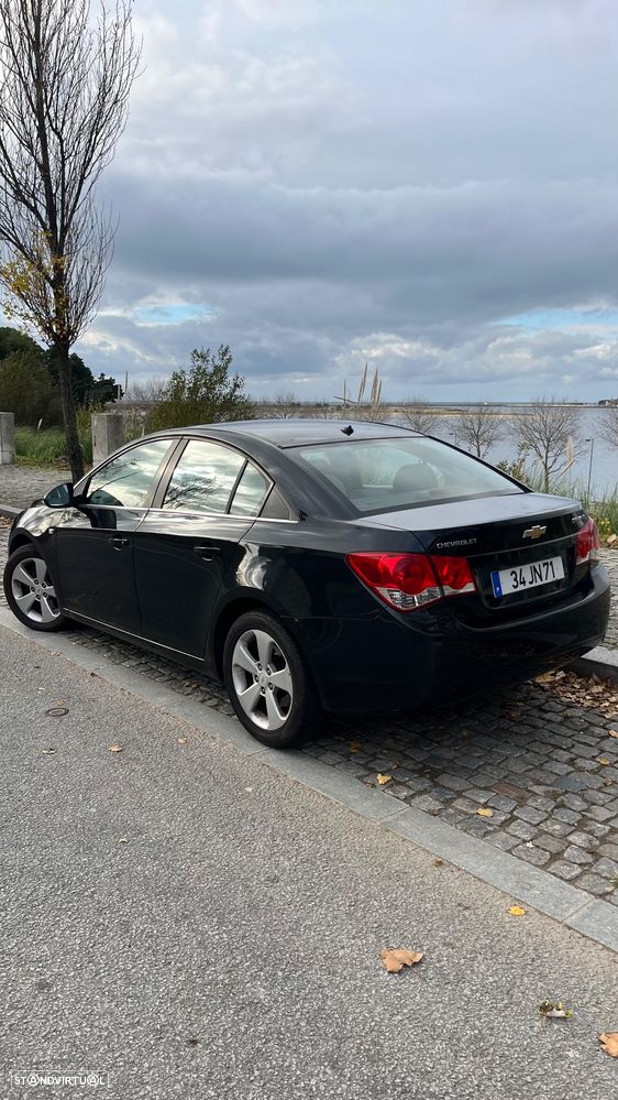 Chevrolet Cruze 2.0 VCDi LT - 3