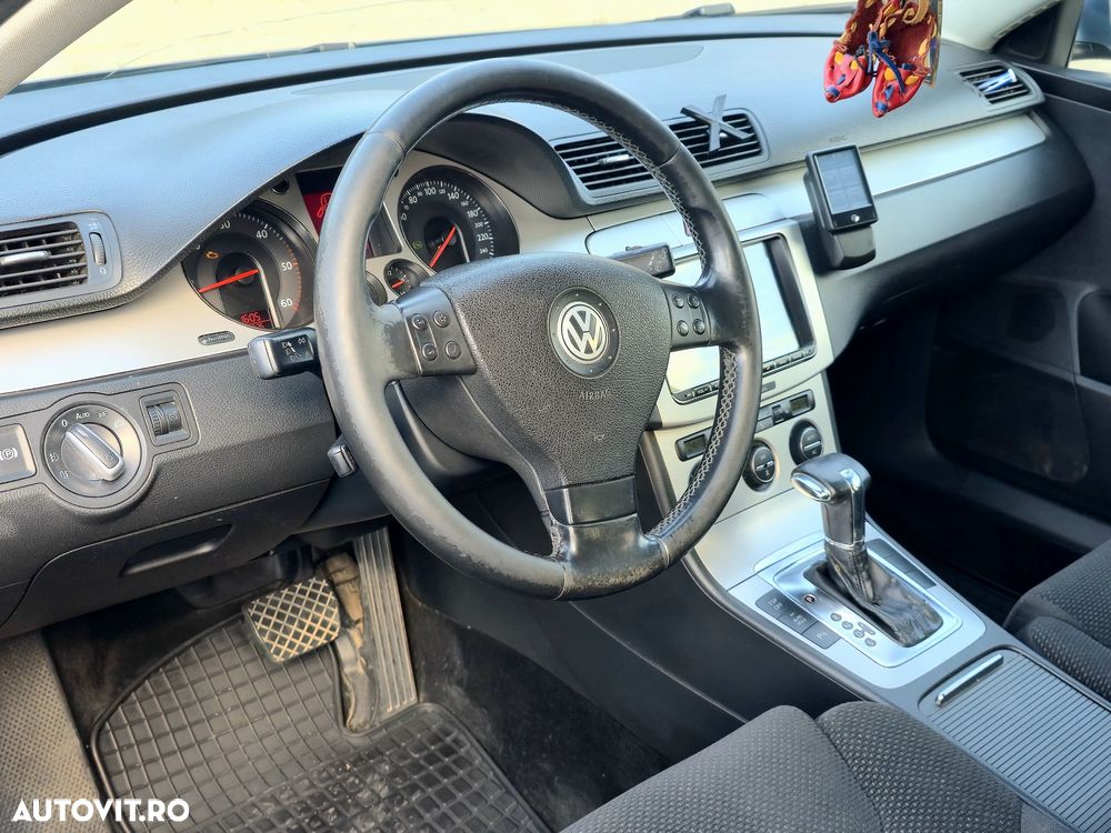 Volkswagen Passat 2.0 TDI DSG Comfortline - 15