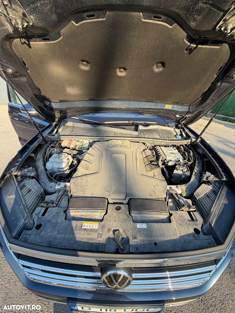 Volkswagen Touareg V6 TDI 4MOTION R-Line - 17
