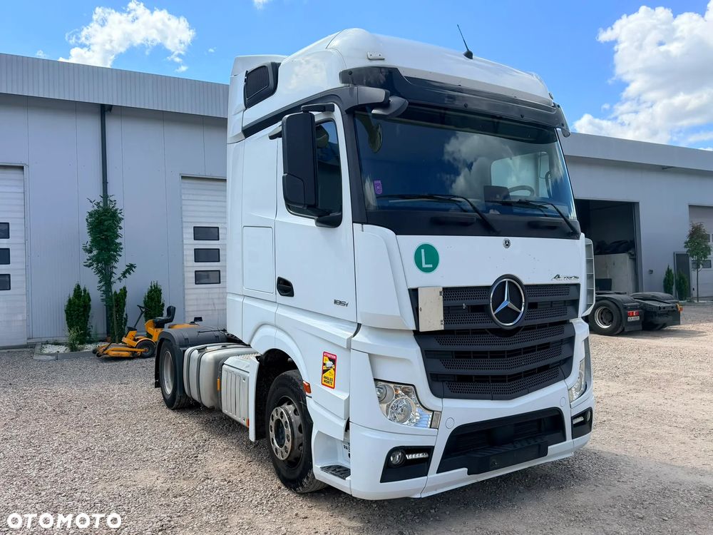 Mercedes-Benz Actros 1851