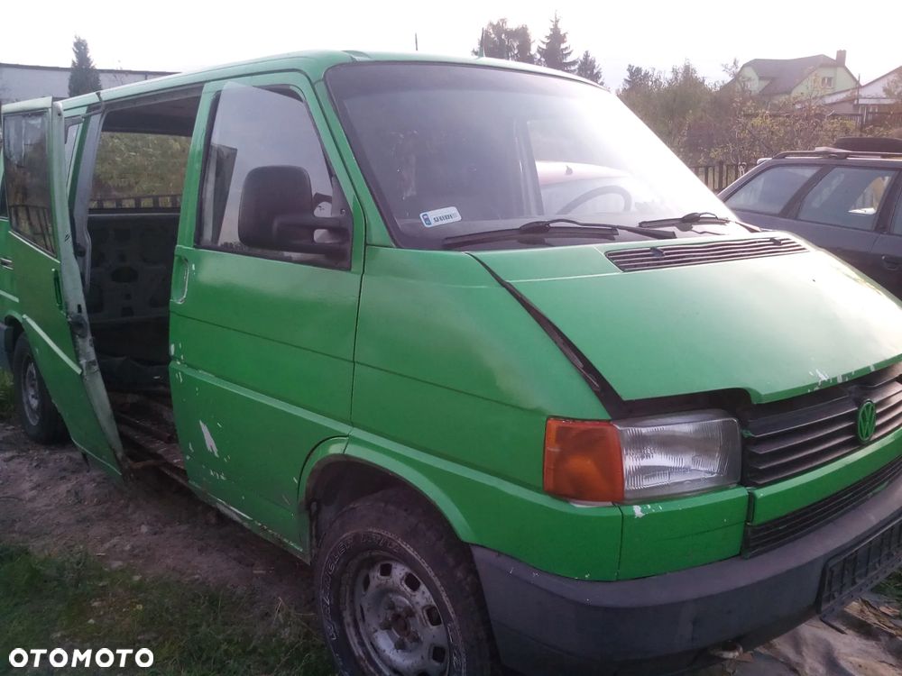 VW Volkswagen T4 Transporter 1.9 2.4 Diesel NA CZĘŚCI Zdekompletowany blaszak BARDZO DUŻO DOBRYCH CZĘŚCI TANIO! - 9