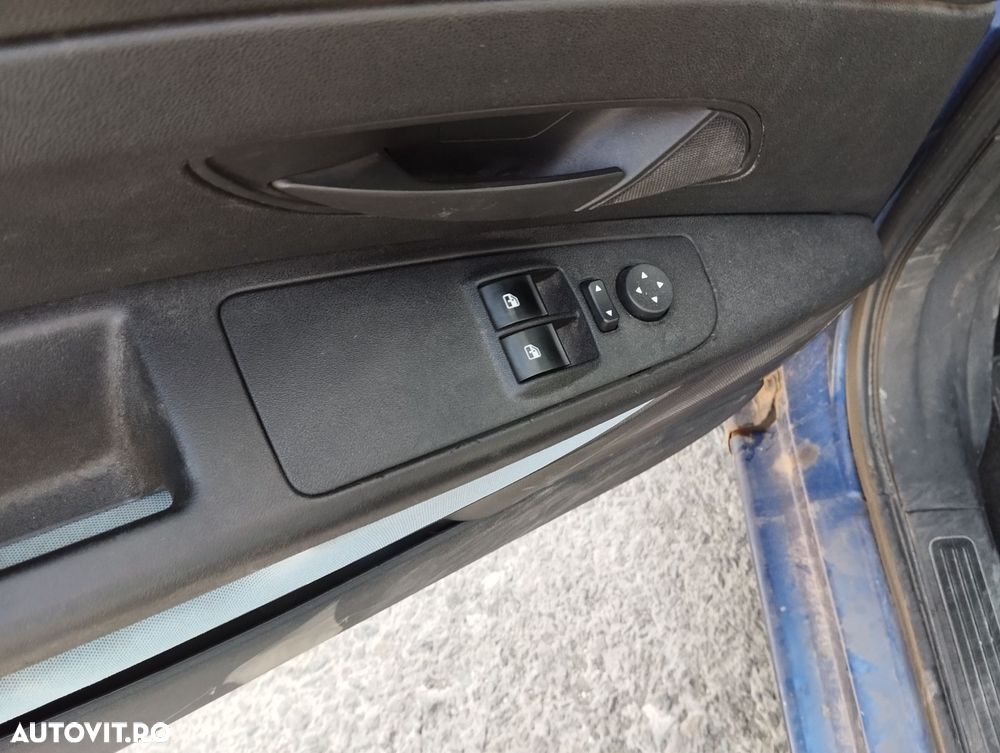 Dezmembrari  Fiat GRANDE PUNTO (199)  2005  > 0000 1.4 Benzina - 8