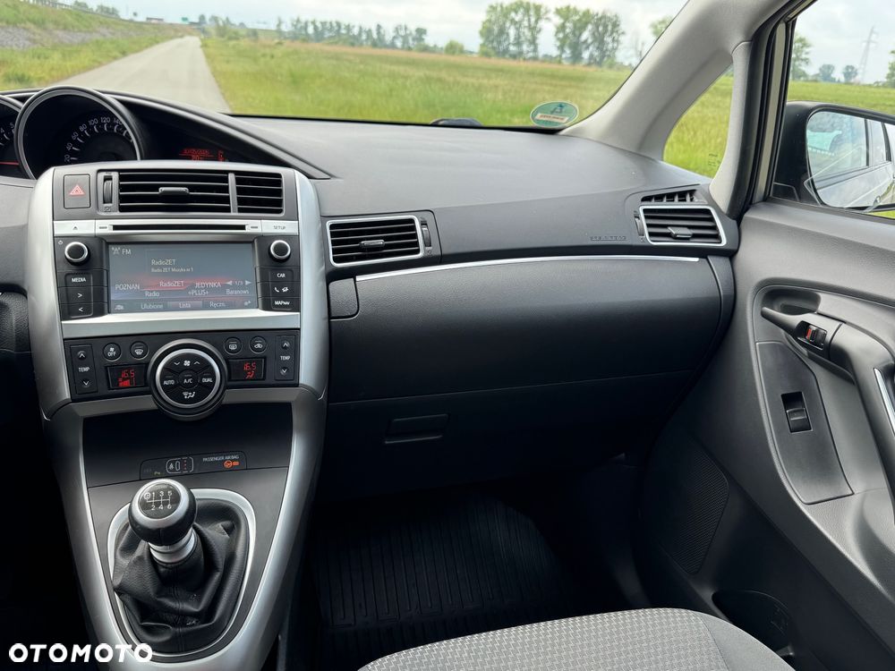 Toyota Verso 1.8 5-Sitzer Skyview Edition - 32