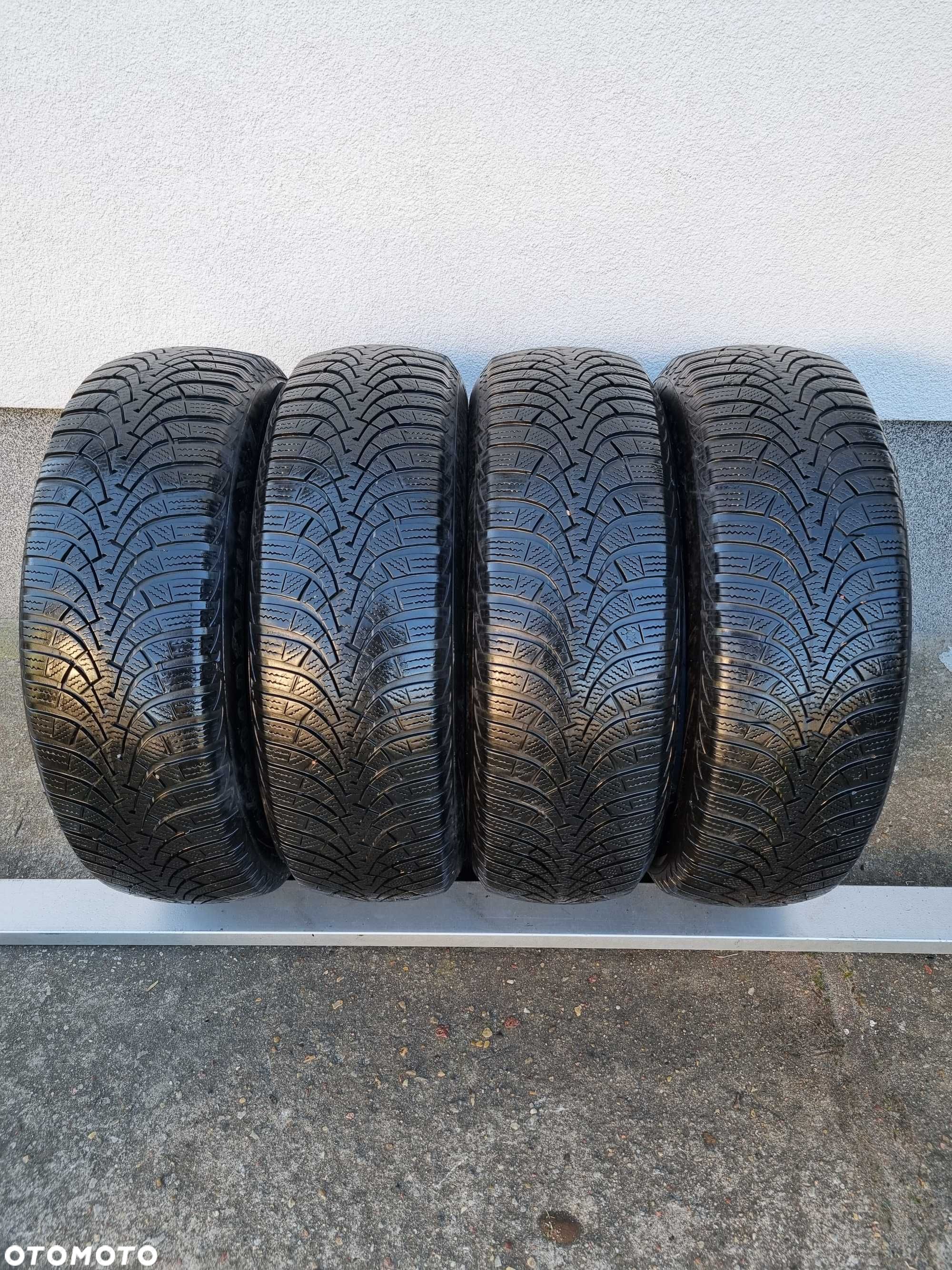 Opony zimowe GOODYEAR UltraGrip 9 195/65 R15 91T KOMPLET P360 - 1