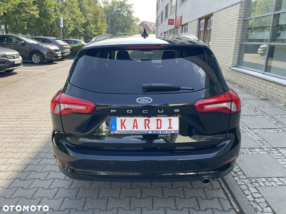 Ford Focus - 8