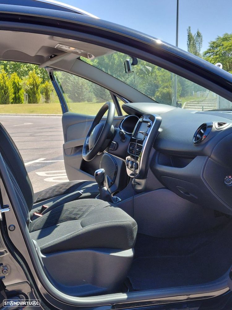 Renault Clio Sport Tourer 0.9 TCe Limited - 32