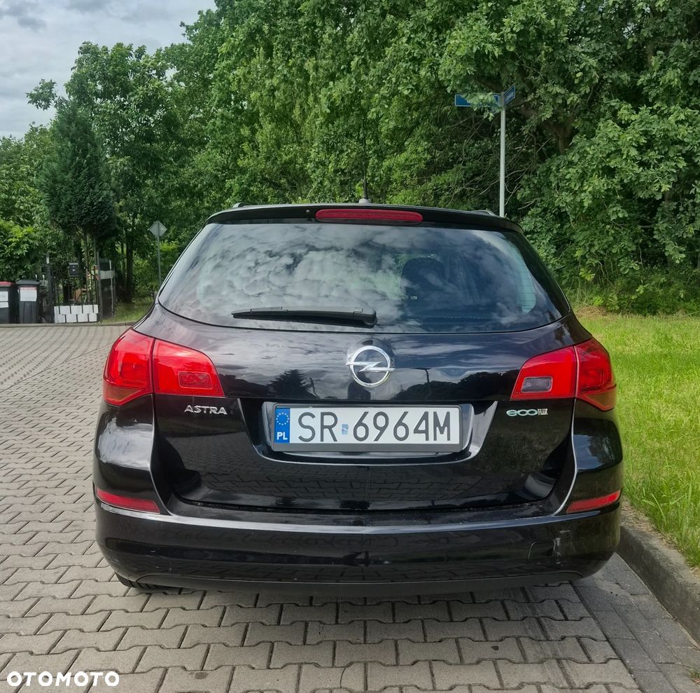 Opel Astra 1.4 ecoFLEX - 13