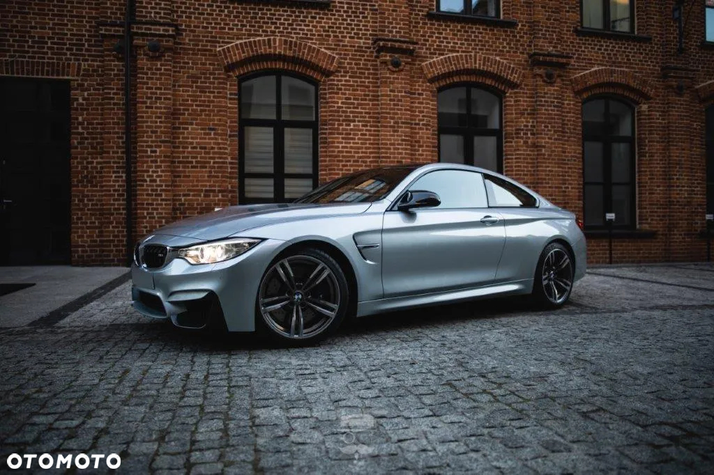 BMW M4 DKG - 2