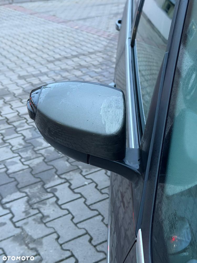 Ford Galaxy 2.0 TDCi Ghia - 11