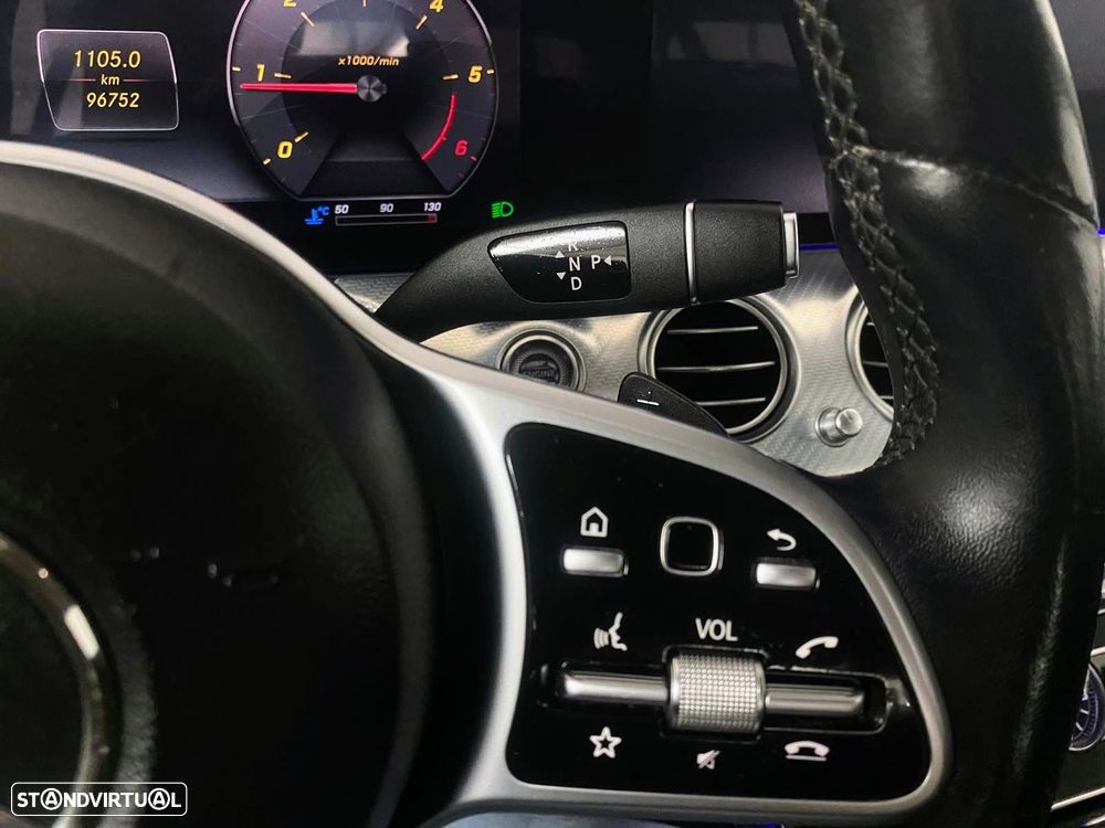 Mercedes-Benz E 220 d Avantgarde - 24