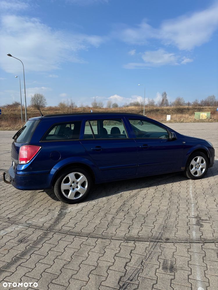 Opel Astra - 4