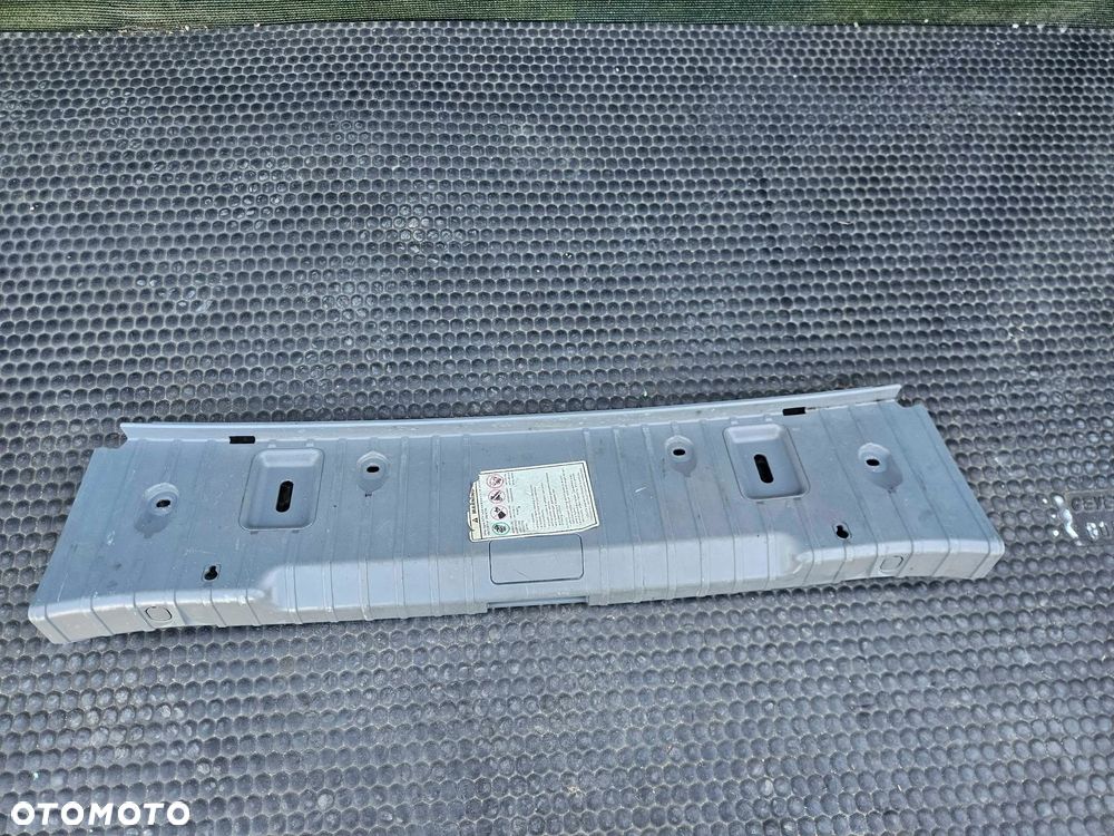 Tapicerka Klapa Osłona Klapy Pas Tylny Bagażnika Plastik BMW 3 E90 LCI 2009r - 10