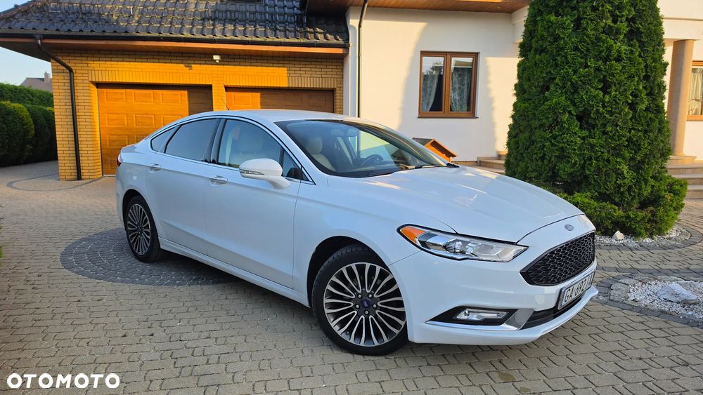 Ford Fusion 2.0 EcoBoost Titanium - 13