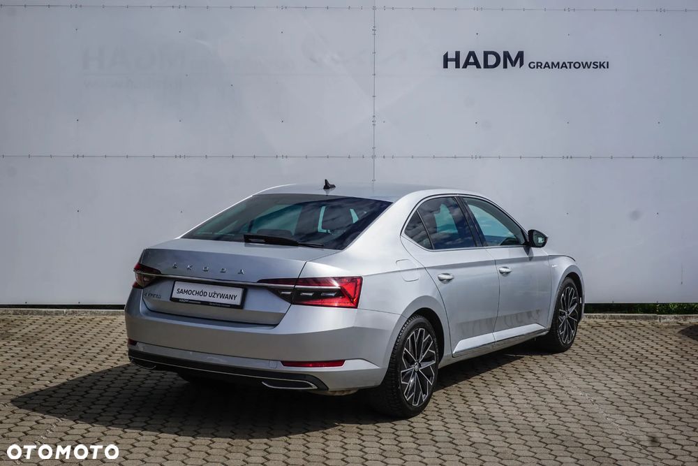 Skoda Superb 2.0 TSI L&K DSG - 8