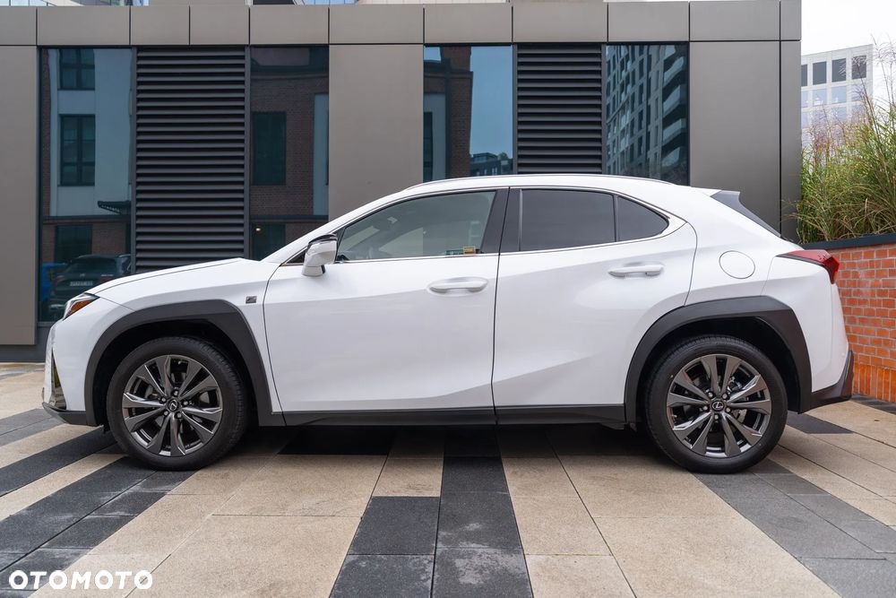 Lexus UX 250h GPF F Sport AWD - 25