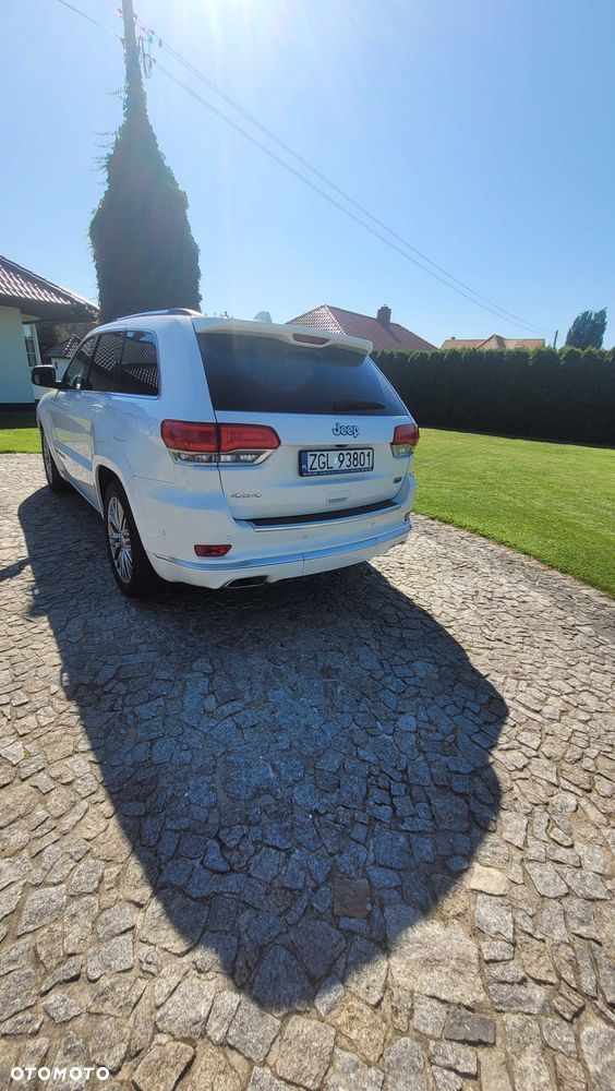 Jeep Cherokee - 4