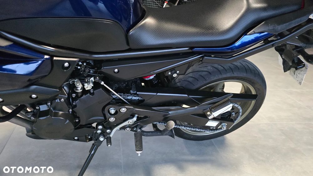 Yamaha XJ - 11