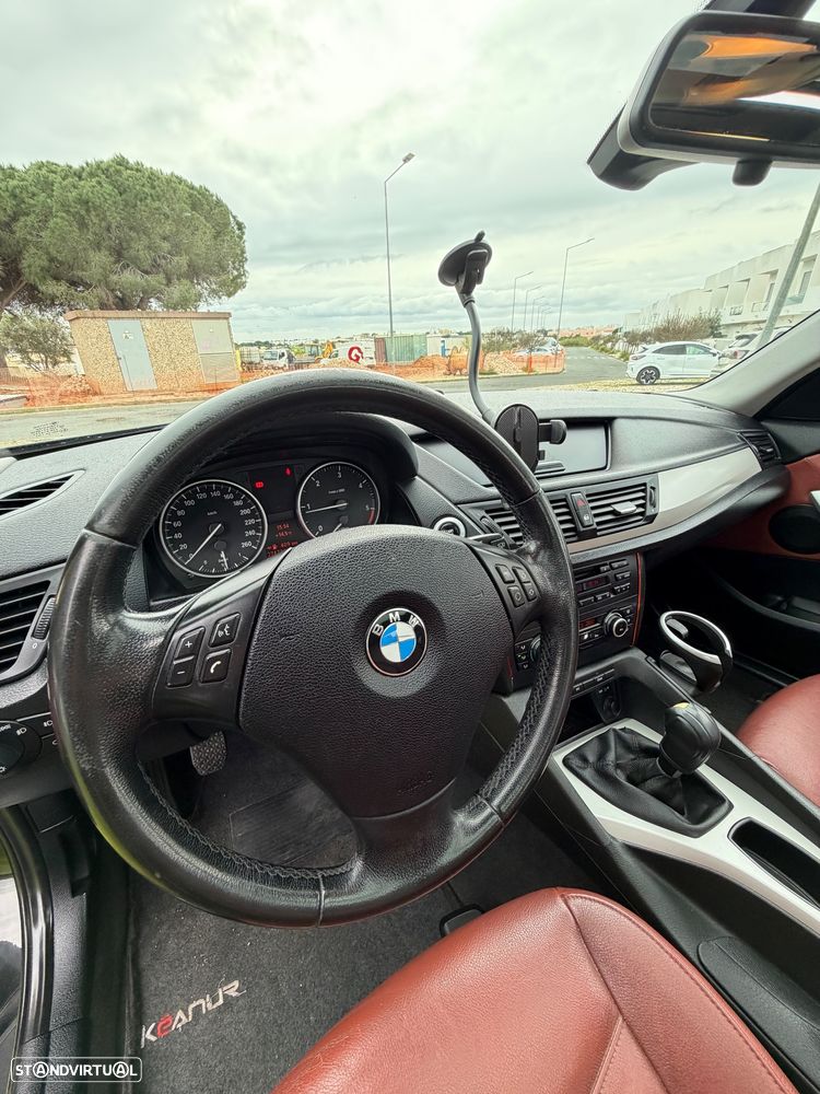 BMW X1 18 d sDrive - 25