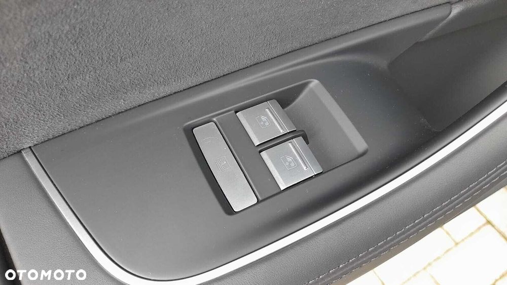 Audi A8 L 50 TDI quattro tiptronic - 23