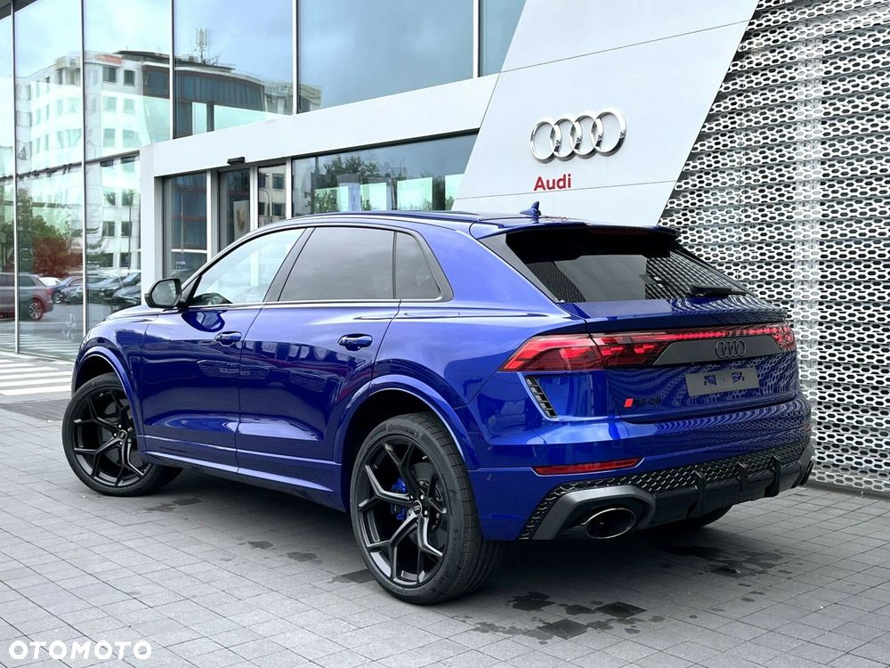 Audi RS Q8 - 4